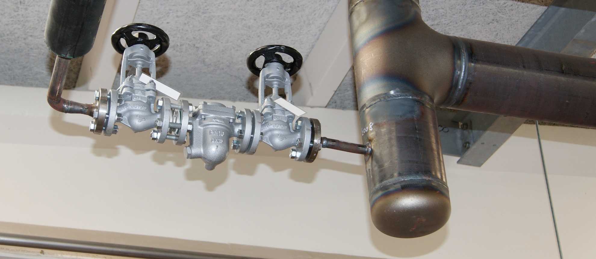 Steam Distribution - Steam Drain for removing any Water Droplets