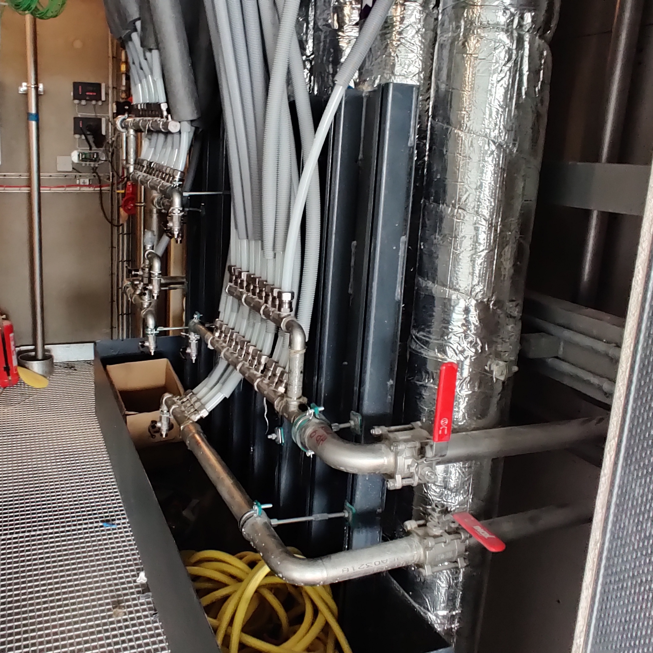 Industrial Kitchen Water Supply Manifold